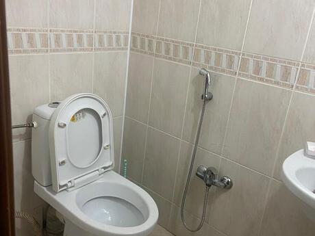 Yasamalda 2 otaqlı köhnə tikili mənzil kirayə verilir, 65 m², 700 AZN/ay, şəkil 5 / 12