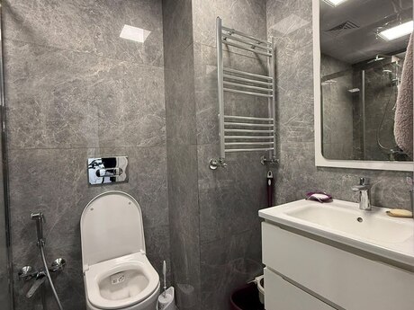 Park Yasamal kompleksində 2 otaqlı yeni tikili mənzil satılır, 43 m², 155 000 AZN, şəkil 3 / 10