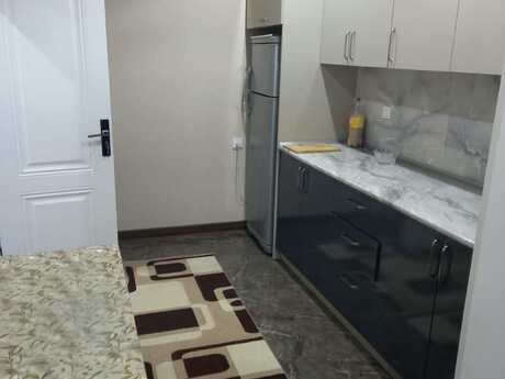 Gənclikdə 2 otaqlı köhnə tikili mənzil kirayə verilir, 67 m², 700 AZN/ay, şəkil 4 / 10