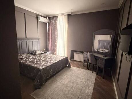 4-room new-build apartment for rent in Nərimanov, 365 m², 2 700 AZN/mo, photo 5 / 12