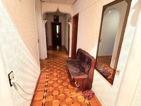 Объявление №6558827 - Баку, м. Азадлыг проспекти, 4-комн., 130 м², 3/5 этаж