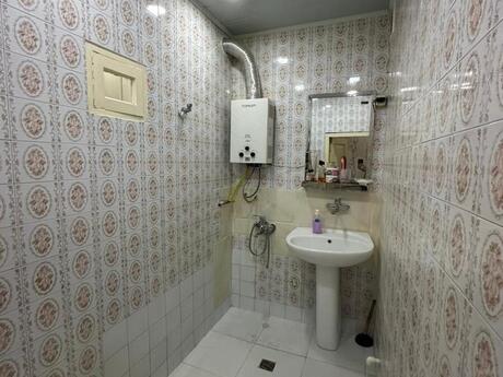 Həzi Aslanovda 2 otaqlı köhnə tikili mənzil satılır, 65 m², 153 000 AZN, şəkil 5 / 12
