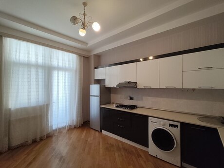 Memar Əcəmidə 3 otaqlı yeni tikili mənzil kirayə verilir, 119 m², 900 AZN/ay, şəkil 5 / 12