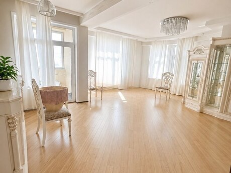 3 otaq · 145 m² · 7/15 mərtəbə, Nizami