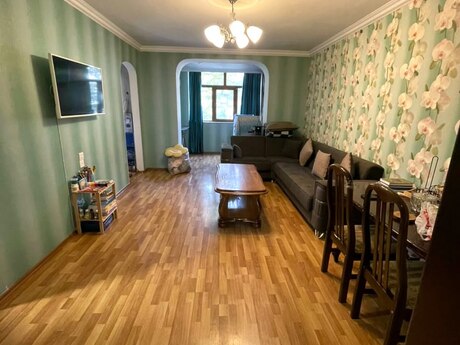Elan №6558867 - Bakı, Elmlər Akademiyası m., 2 otaqlı, 55 m², 3/5 mərtəbə
