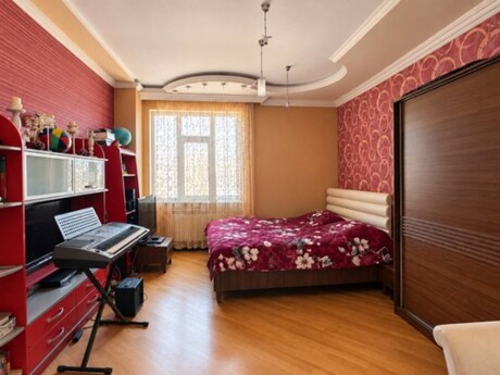 Şah İsmayıl Xətaidə 3 otaqlı yeni tikili mənzil satılır, 135 m², 375 000 AZN, şəkil 2 / 11