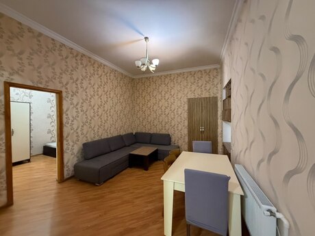 Zabratda 3 otaqlı köhnə tikili mənzil kirayə verilir, 90 m², 450 AZN/ay, şəkil 2 / 5