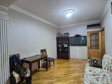 Gənclikdə 3 otaqlı köhnə tikili mənzil satılır, 65 m², 185 000 AZN, şəkil 3 / 12