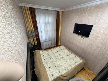 2 otaq · 50 m² · 4/5 mərtəbə, Memar Əcəmi