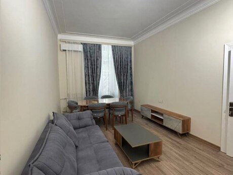 Elan №6559145 - Bakı, İçəri Şəhər m., 4 otaqlı, 110 m², 3/6 mərtəbə