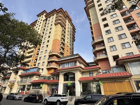 Объявление №6559149 - Баку, м. Кара Караев, 2-комн., 106 м², 15/18 этаж