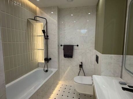 Сдаётся 3-комнатная квартира в новостройке, Ağ şəhər, 130 м², 2 700 AZN/мес, фото 5 / 6
