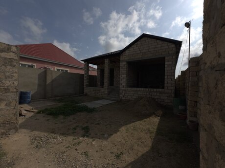 4 otaq · 110 m², Binə