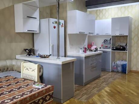 3-room new-build apartment for rent in Həzi Aslanov, 70 m², 325 AZN/mo, photo 4 / 5