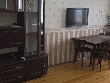 2 otaq · 50 m²