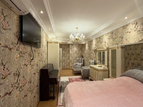Deluxe Palace kompleksində 2 otaqlı yeni tikili mənzil satılır, 95 m², 560 000 AZN, şəkil 2 / 12