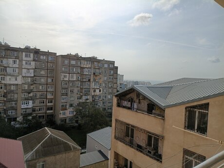 3 rooms · 80 m² · floor 6/10, Əhmədli