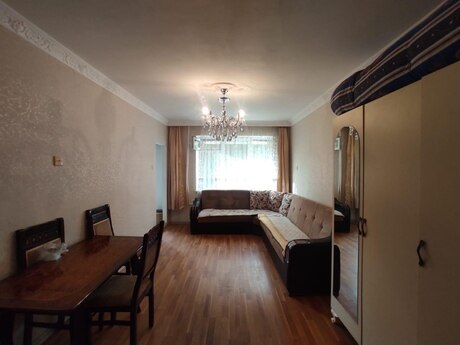 Azadlıq Prospektidə 1 otaqlı köhnə tikili mənzil satılır, 20 m², 78 000 AZN, şəkil 2 / 4