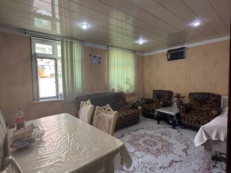 2 otaq · 45 m² · 2/10 mərtəbə, Massiv V