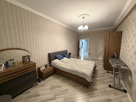 İnşaatçılarda 3 otaqlı yeni tikili mənzil satılır, 135 m², 268 000 AZN, şəkil 5 / 12
