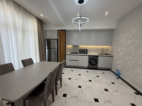 2 rooms · 87 m²
