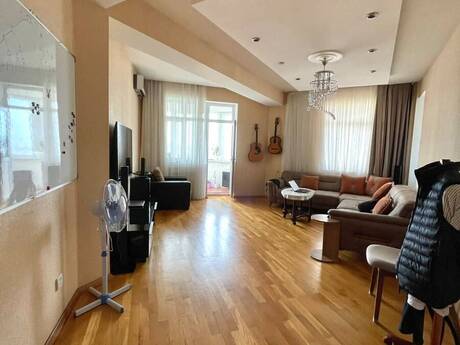 20 Yanvarda 3 otaqlı yeni tikili mənzil satılır, 90 m², 272 000 AZN, şəkil 2 / 12