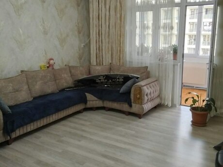 Объявление №6559618 - Баку, пос. Бакиханова, 3-комн., 90 м², 8/16 этаж