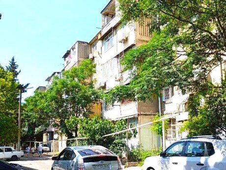 Elan №6559634 - Bakı, Neftçilər m., 2 otaqlı, 50 m², 1/5 mərtəbə