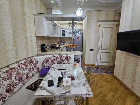 3-room new-build apartment for sale in 7-ci mikrorayon, 88 m², 280 000 AZN, photo 3 / 12
