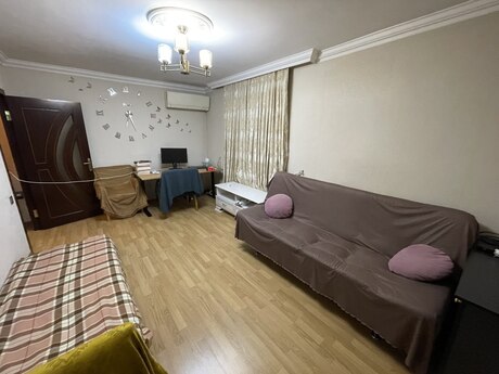 8 Noyabrda 1 otaqlı köhnə tikili mənzil satılır, 40 m², 147 000 AZN, şəkil 3 / 7