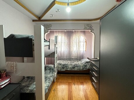 3-room old-build apartment for sale in Yeni Günəşli, 78 m², 177 000 AZN, photo 5 / 12