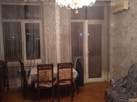 Bayılda 2 otaqlı köhnə tikili mənzil kirayə verilir, 43 m², 600 AZN/ay, şəkil 3 / 8