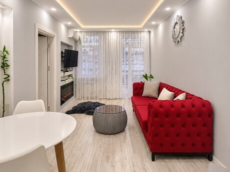 Elan №6559778 - Bakı, Sahil m., 2 otaqlı, 55 m², 3/3 mərtəbə