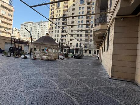 Deluxe Palace kompleksində 2 otaqlı yeni tikili mənzil satılır, 103 m², 560 000 AZN, şəkil 2 / 12