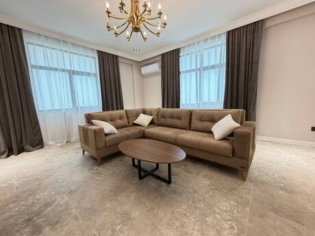 3 otaqlı mənzil, 150 m², 8 Noyabr, 1 500 AZN