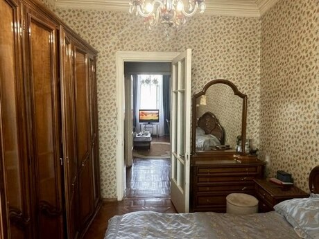 Nizamidə 3 otaqlı köhnə tikili mənzil satılır, 90 m², 310 000 AZN, şəkil 5 / 12