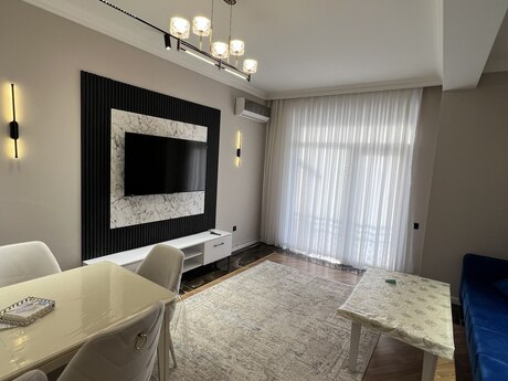 28 Mayda 3 otaqlı yeni tikili mənzil kirayə verilir, 95 m², 1 400 AZN/ay, şəkil 2 / 12