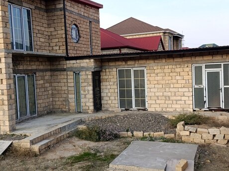 Müşfiqabadda 6 otaqlı həyət evi satılır, 120 m², 75 000 AZN, şəkil 2 / 5