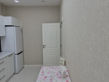 Elmlər Akademiyasında 2 otaqlı yeni tikili mənzil kirayə verilir, 70 m², 950 AZN/ay, şəkil 5 / 12