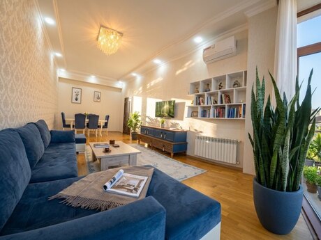 Объявление №6559920 - Баку, м. Элмляр Академиясы, 2-комн., 77 м², 7/17 этаж