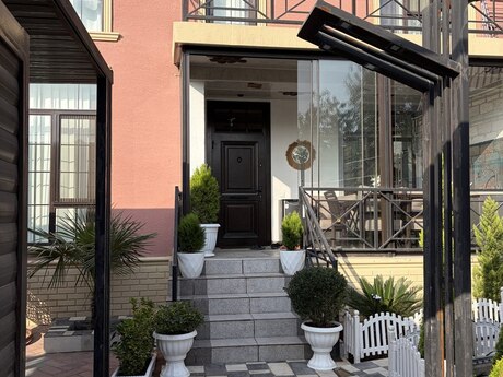 4-комн. · 160 m², Mehdiabad