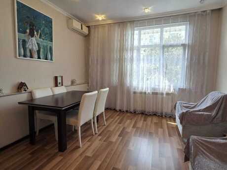 Elmlər Akademiyasında 3 otaqlı köhnə tikili mənzil satılır, 105 m², 304 000 AZN, şəkil 5 / 12