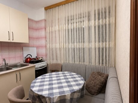 Продаётся 2-комнатная квартира в старом фонде, Gənclik, 70 м², 205 000 AZN, фото 3 / 9