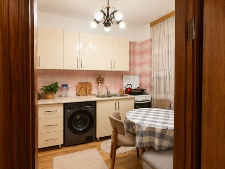 Продаётся 2-комнатная квартира в старом фонде, Gənclik, 70 м², 205 000 AZN, фото 4 / 9
