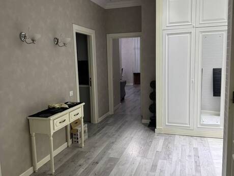 Elmlər Akademiyasında 3 otaqlı yeni tikili mənzil kirayə verilir, 120 m², 1 250 AZN/ay, şəkil 2 / 12