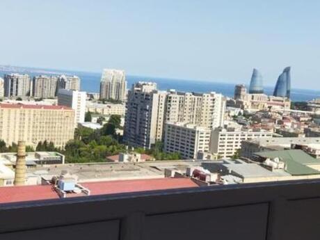 Elan №6560057 - Bakı, Elmlər Akademiyası m., 2 otaqlı, 70 m², 16/18 mərtəbə