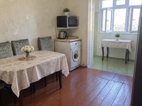 Продаётся 3-комнатная квартира в старом фонде, Xalqlar Dostluğu, 65 м², 158 000 AZN, фото 2 / 6