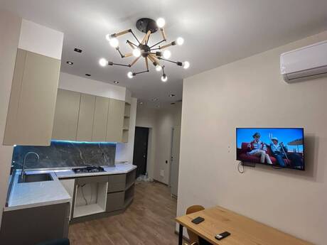 Bakıxanovda 2 otaqlı yeni tikili mənzil kirayə verilir, 50 m², 650 AZN/ay, şəkil 5 / 8