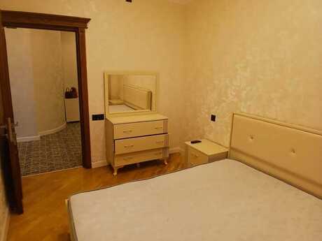 Yeni Günəşlidə 2 otaqlı köhnə tikili mənzil kirayə verilir, 70 m², 550 AZN/ay, şəkil 4 / 8