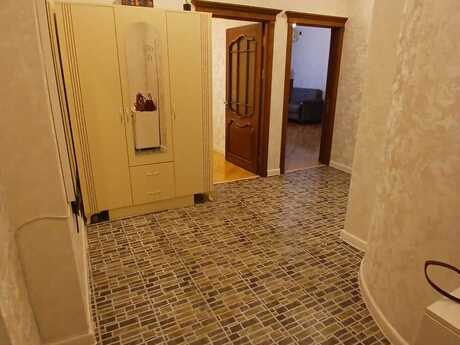 Yeni Günəşlidə 2 otaqlı köhnə tikili mənzil kirayə verilir, 70 m², 550 AZN/ay, şəkil 5 / 8